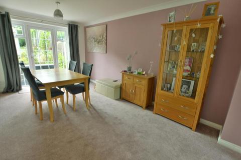 3 bedroom end of terrace house for sale, Cowdrys Field, Wimborne, BH21 1NB