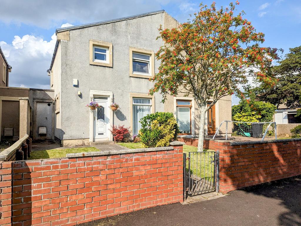 Ardneil Court, Ardrossan KA22 3 bed semidetached house for sale £150,000