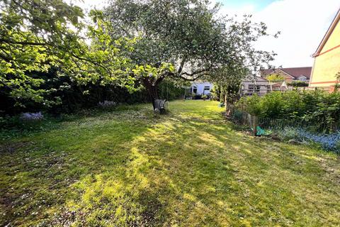 72 Fontygary Road, Rhoose, Barry, CF62 3DT