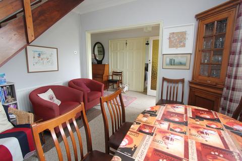 72 Fontygary Road, Rhoose, Barry, CF62 3DT