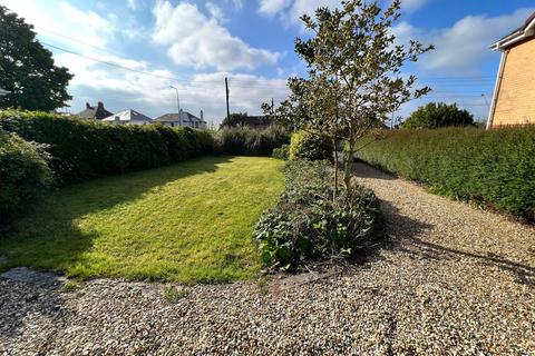 72 Fontygary Road, Rhoose, Barry, CF62 3DT