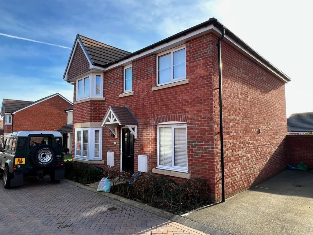 Greenmeadow Way, Rhoose, CF62 4 bed detached house for sale £399,950