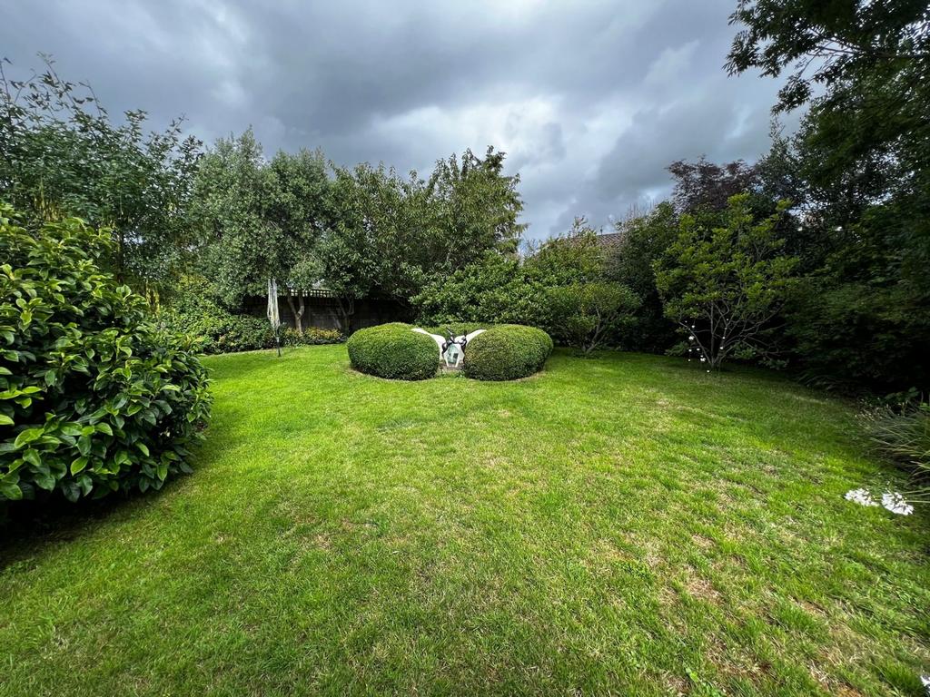 Fontygary Road, Rhoose, CF62 4 bed detached house for sale £499,995
