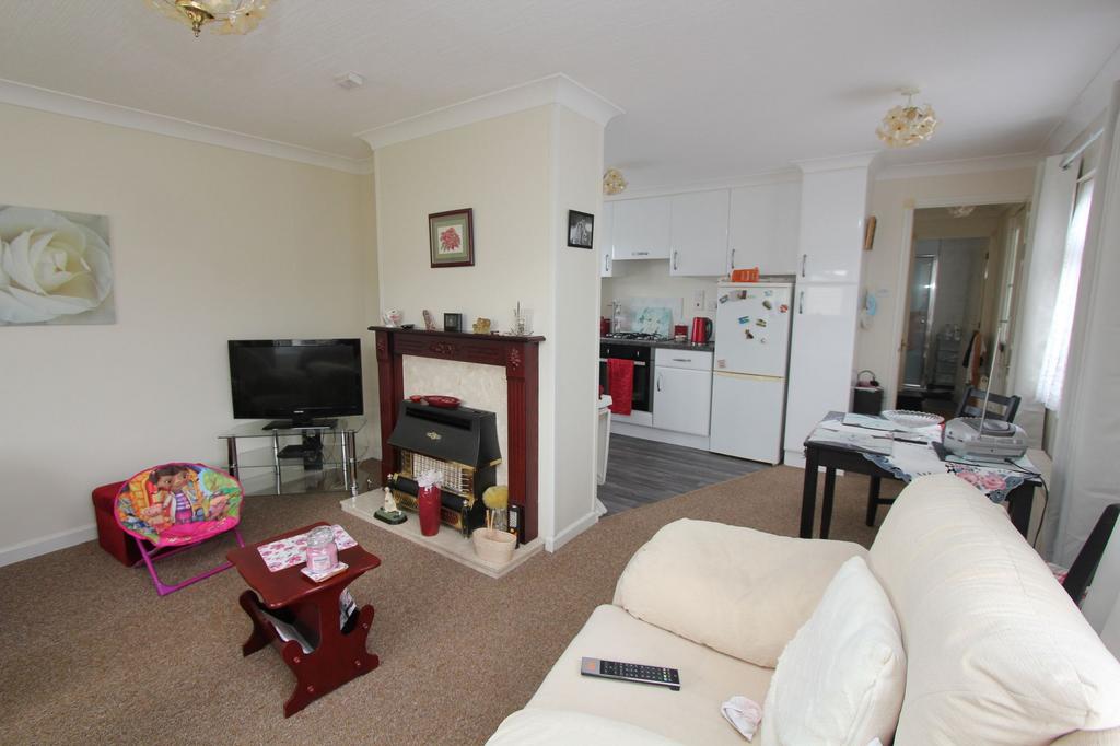 Lounge and Kitchen Area