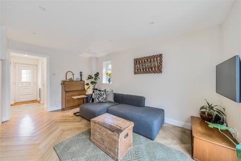 27 Weldon Drive, West Molesey, KT8 2QR