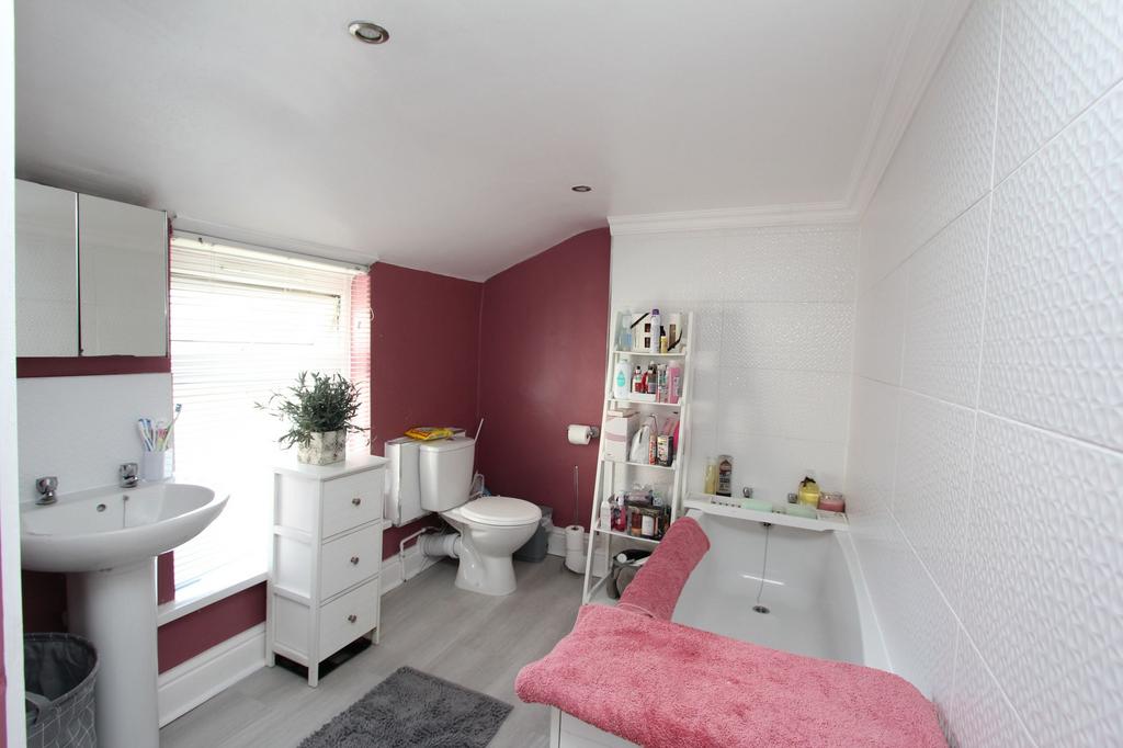 FF Bathroom
