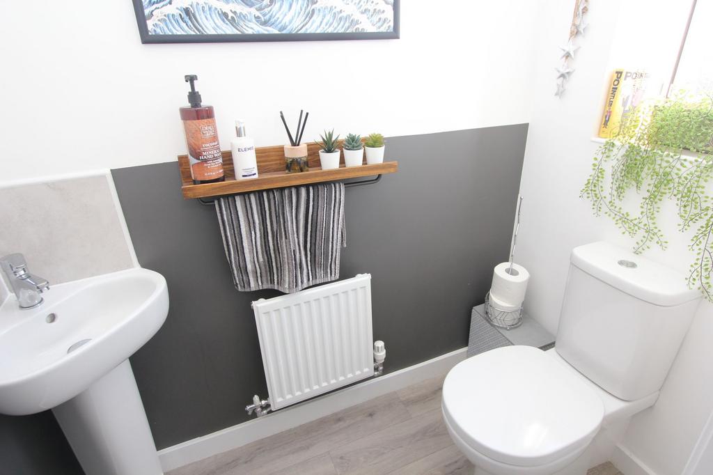 Cloakroom WC