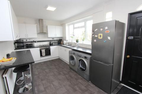3 bedroom terraced house for sale, 38 Pinewood Square, St Athan, CF62 4JR