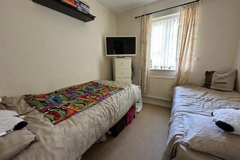2 bedroom semi-detached bungalow for sale - 21 Farriers Way, Crowhill, Nuneaton, Warwickshire CV11 6UZ