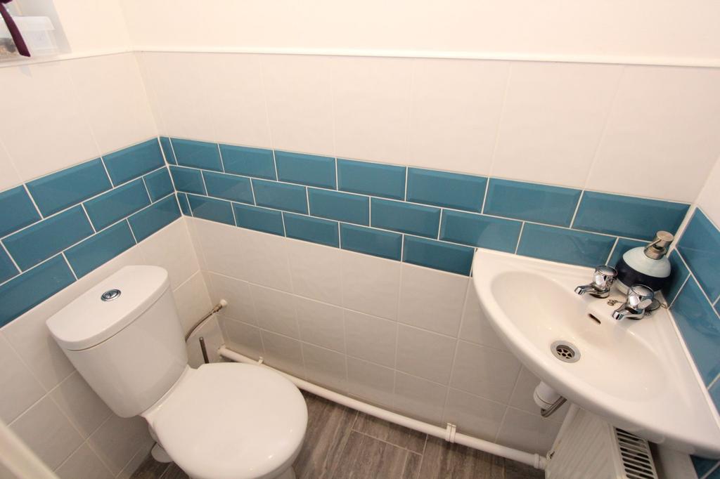 Cloakroom/WC