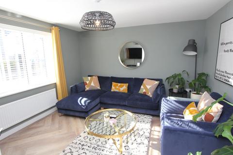 3 bedroom detached house for sale - Plasnewydd Walk, Llantwit Major, CF61
