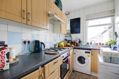 58a Bury Street, London, N9 7JX