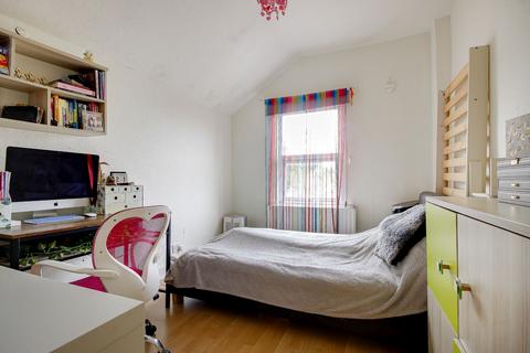 58a Bury Street, London, N9 7JX