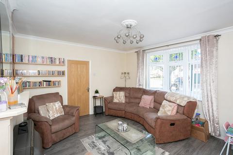 239 Hayling Road, Watford, WD19 7NU