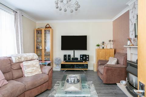 239 Hayling Road, Watford, WD19 7NU