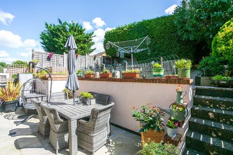 239 Hayling Road, Watford, WD19 7NU