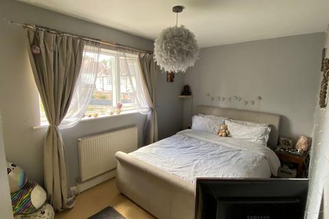 85a Gloucester Avenue, Northampton, NN4 8PT