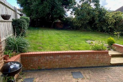 85a Gloucester Avenue, Northampton, NN4 8PT