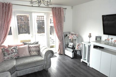 3 bedroom terraced house for sale, Horncliffe Row, Middlesbrough TS5