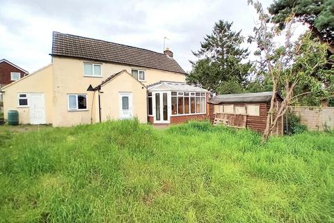 3 bedroom detached house for sale - Rednal Fields, Little Dawley, Telford, Shropshire, TF4