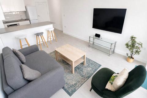 1 bedroom in a house share to rent, Sackville Street, Reading