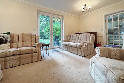 2 bedroom cottage for sale - Bushell Drive, Solihull, B91