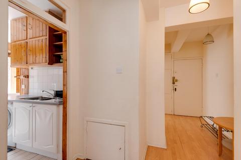 2 bedroom flat for sale, Kingsmill Terrace, St John's Wood, London, NW8.
