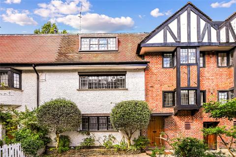 3 bedroom terraced house to rent, Thurloe Close, London, SW7