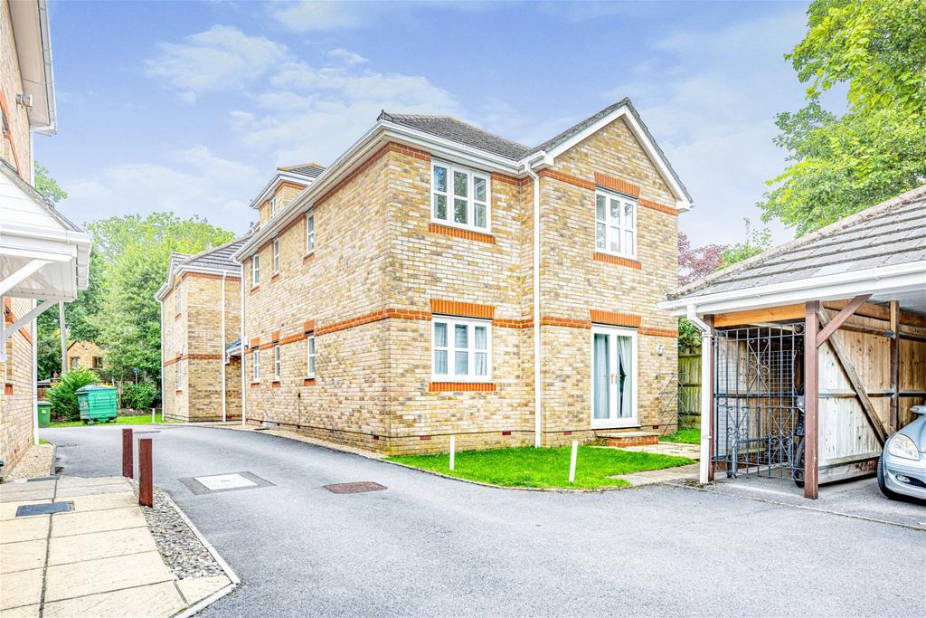 Winchester Road, Southampton SO16 2 bed apartment for sale £220,000