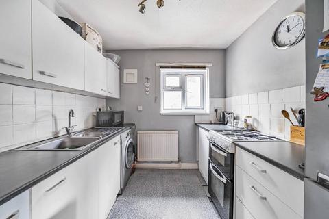4 Conway Grove, London, W3 6UJ