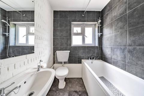 4 Conway Grove, London, W3 6UJ