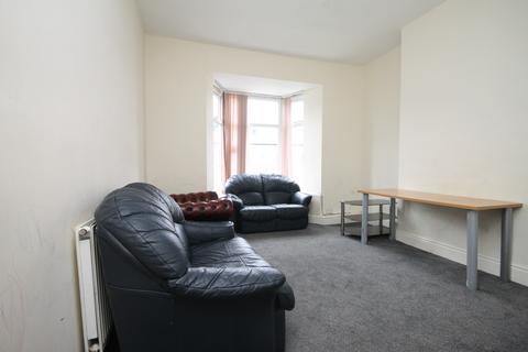 3 bedroom terraced house to rent, City Road, Sheffield, S2