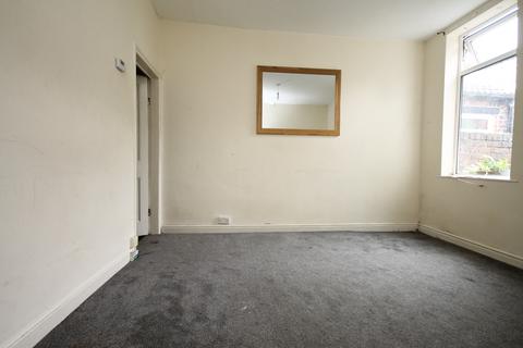 3 bedroom terraced house to rent, City Road, Sheffield, S2