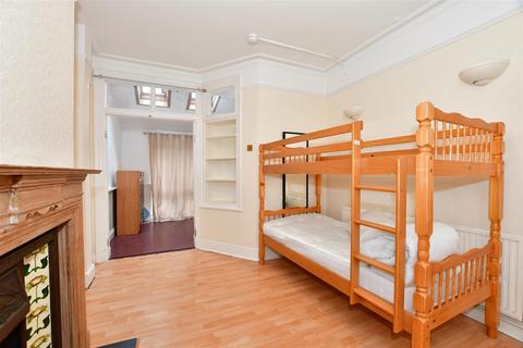 3 bedroom link detached house for sale - Haldane Road, London