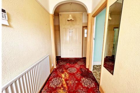 47 Gyllyngdune Gardens, Ilford, IG3 9HJ