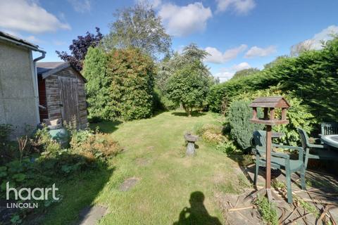 2 bedroom bungalow for sale - Calder Road, Lincoln