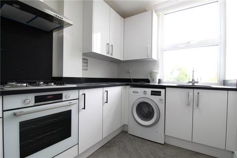 1 bedroom in a house share to rent, The Mall, Ealing, W5