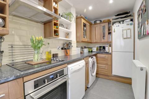 31 Thumwood, Chineham, Basingstoke, RG24 8TE