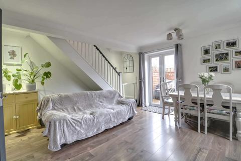 31 Thumwood, Chineham, Basingstoke, RG24 8TE