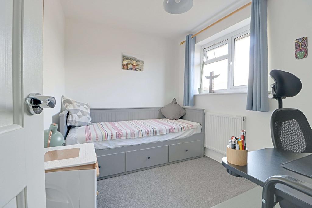 Bedroom 2 (Double)