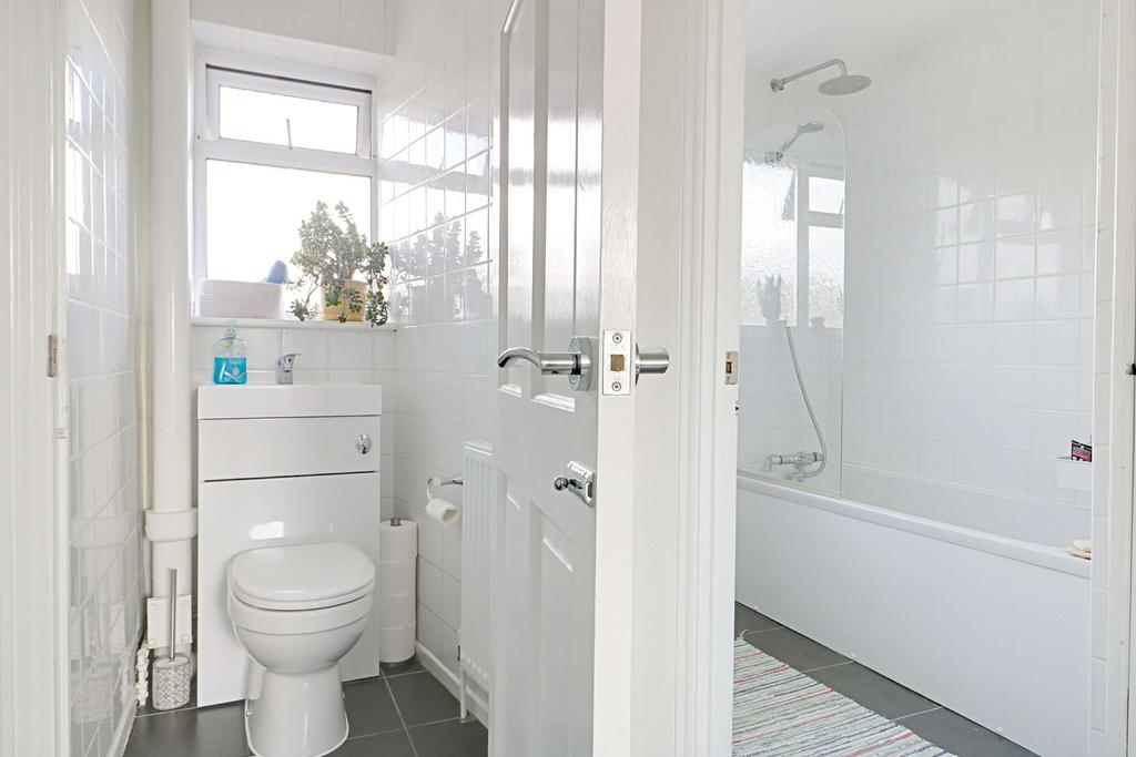 Bathroom (WC)