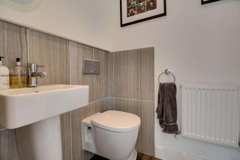 5 Birchwood, Chineham, Basingstoke, RG24 8TY