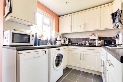 36 Blackberry Walk, Lychpit, Basingstoke, RG24 8SN