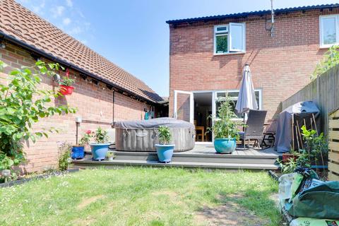 36 Blackberry Walk, Lychpit, Basingstoke, RG24 8SN
