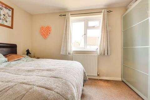 36 Blackberry Walk, Lychpit, Basingstoke, RG24 8SN