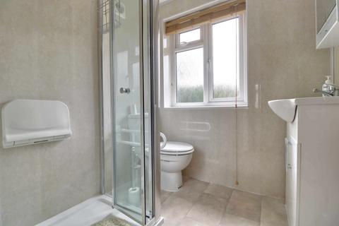 16 Bramblys Drive, Basingstoke, RG21 8UN