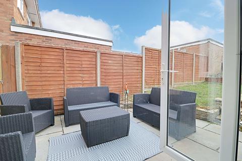 215 Britten Road, Brighton Hill, Basingstoke, RG22 4HW