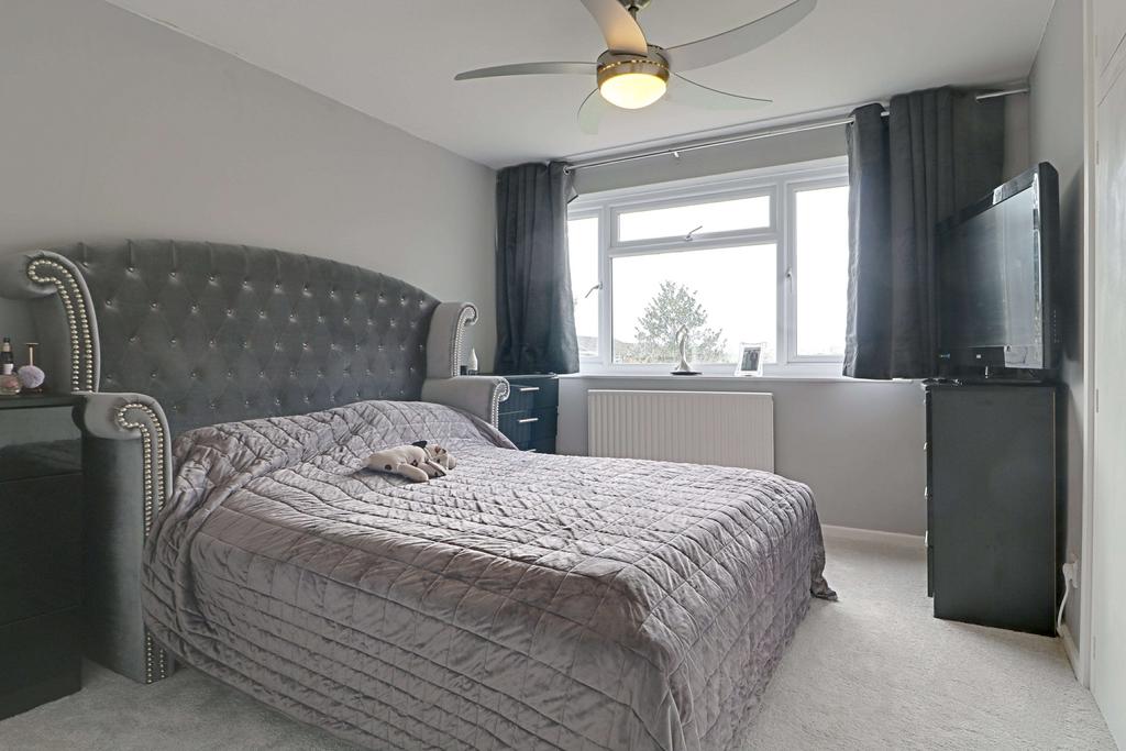 Bedroom 1 (Double)