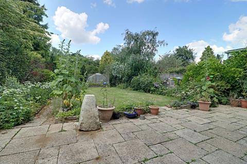 10 Coniston Road, Kempshott, Basingstoke, RG22 5HS