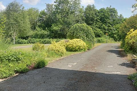 10 Coniston Road, Kempshott, Basingstoke, RG22 5HS